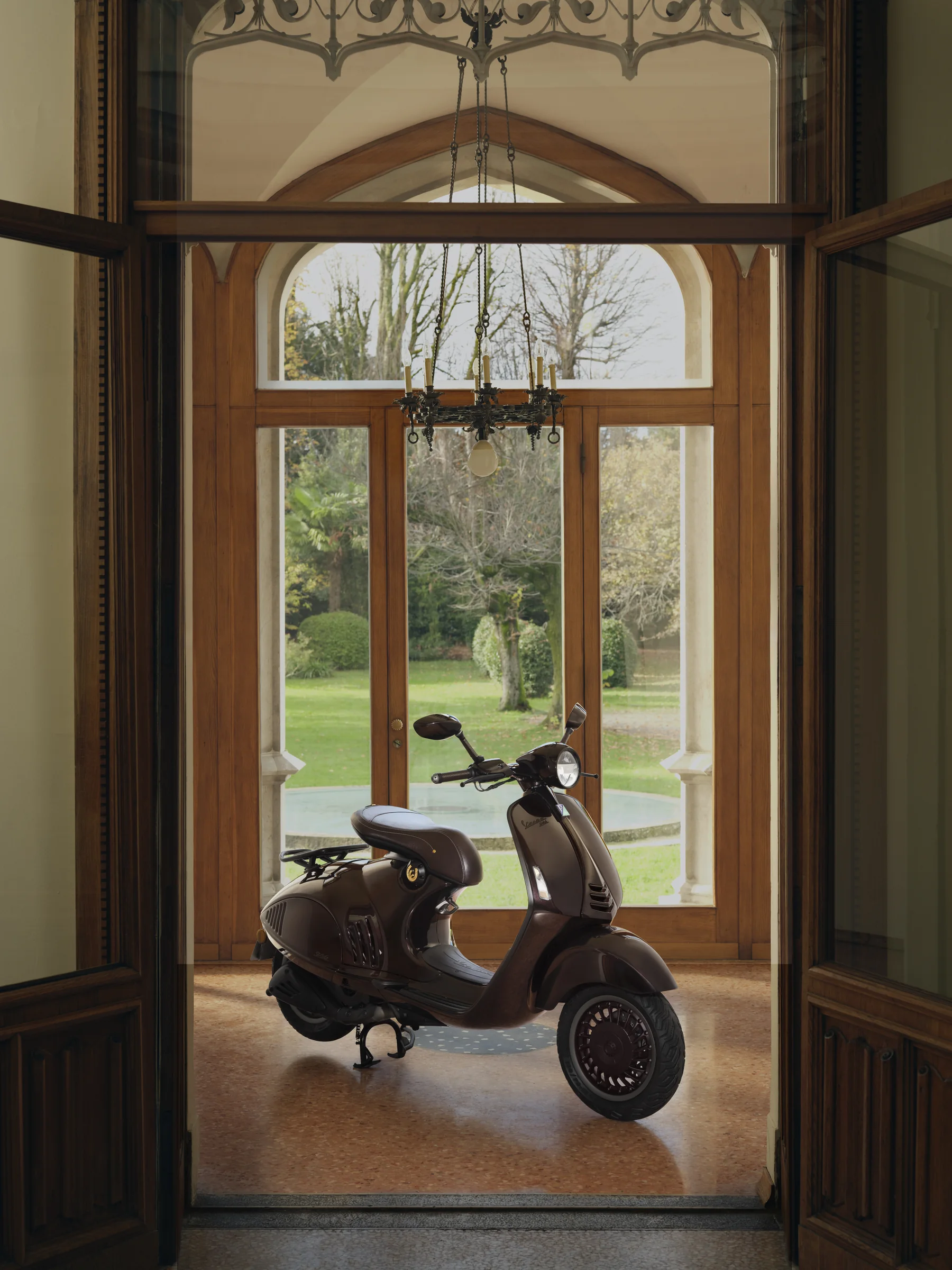 VESPA 946 HORSE — imagen 3