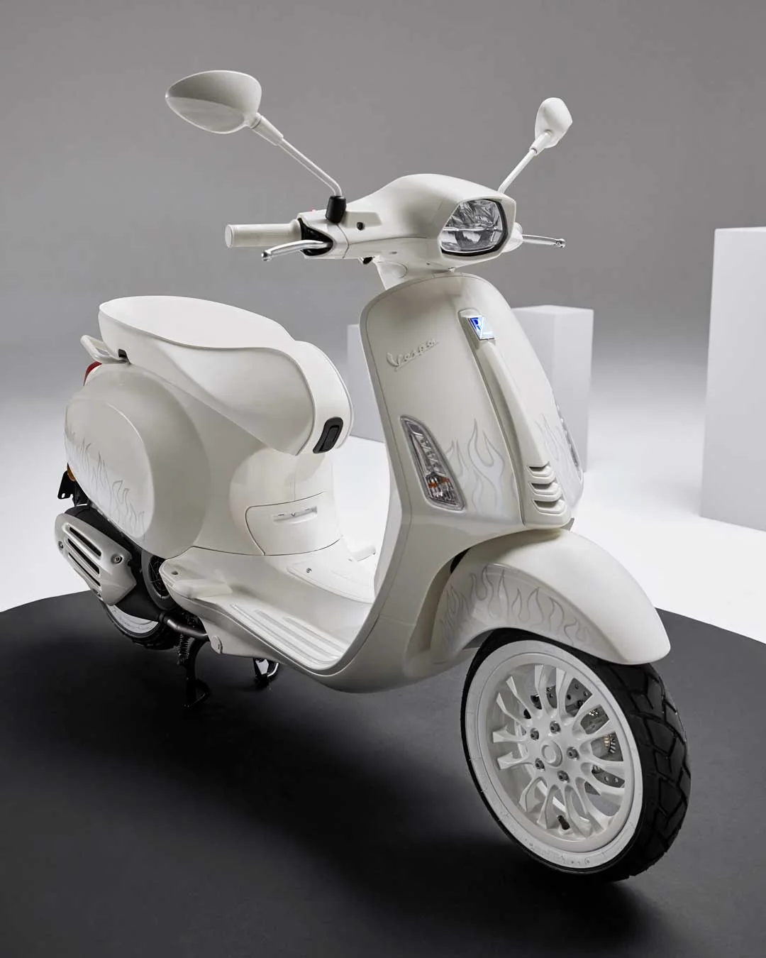 JUSTIN BIEBER × VESPA — imagen 3